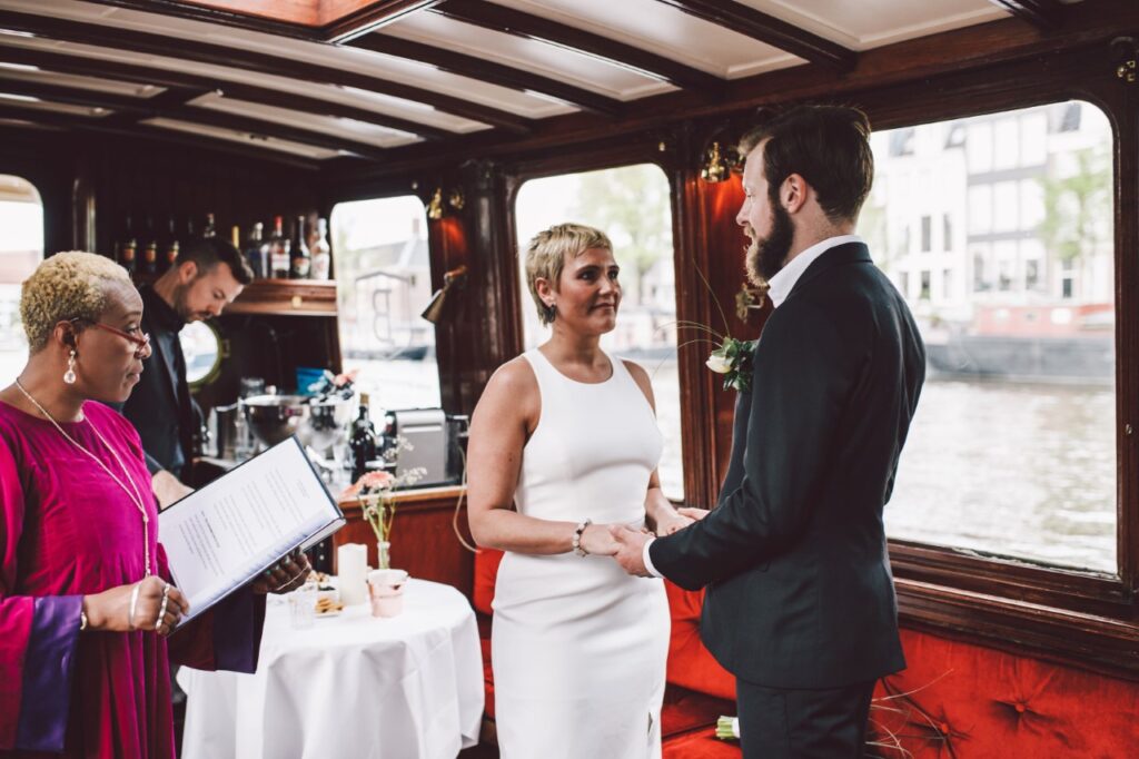 Clover Jean Weddings Amsterdam boot international wedding on the amstel