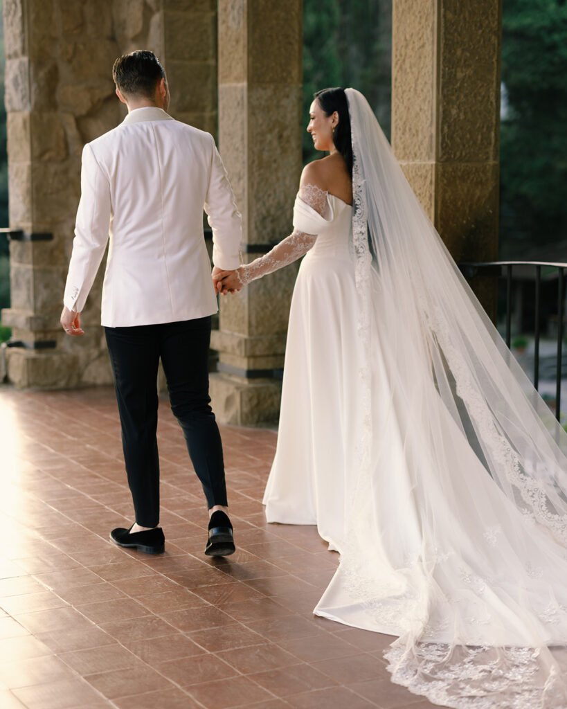 international wedding officiants the happy couple Sven_Shannon in Barcelona_Stillmiracles_Labaronia